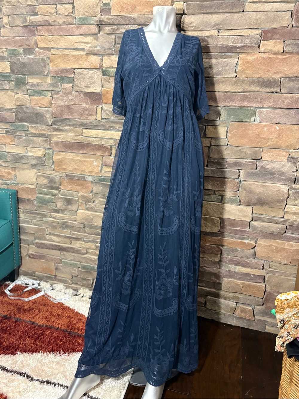 PinkBlush Maxi Maternity Dress Navy Lace Overlay Boho Womens Size small NWT